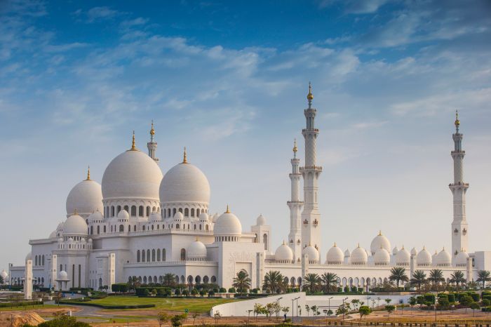 Pengertian masjid menurut para ahli